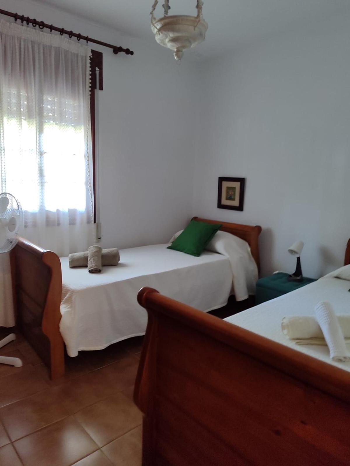 Chalet Roche A 300 Metros De La Playa Luaran gambar