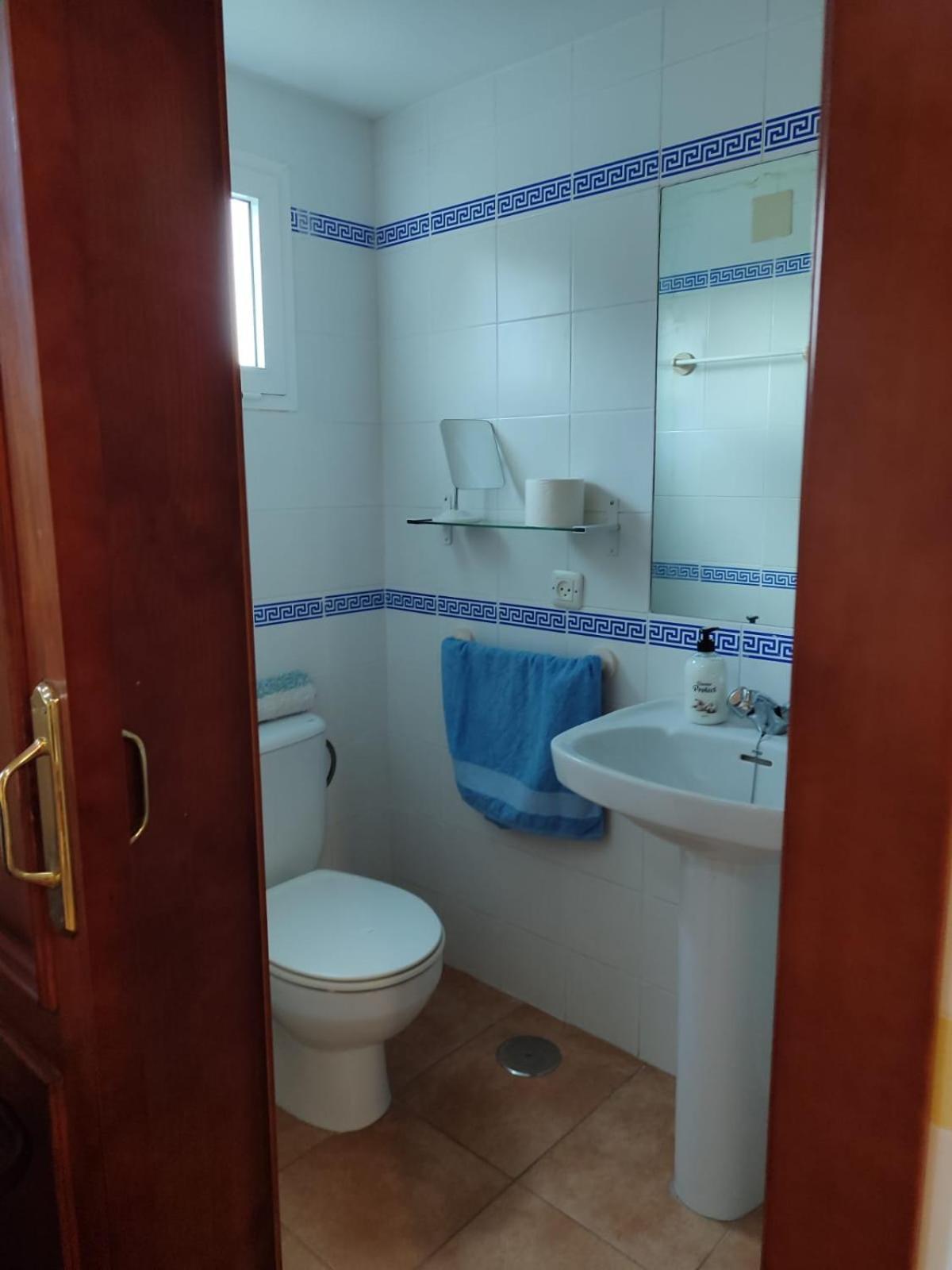 Chalet Roche A 300 Metros De La Playa Luaran gambar